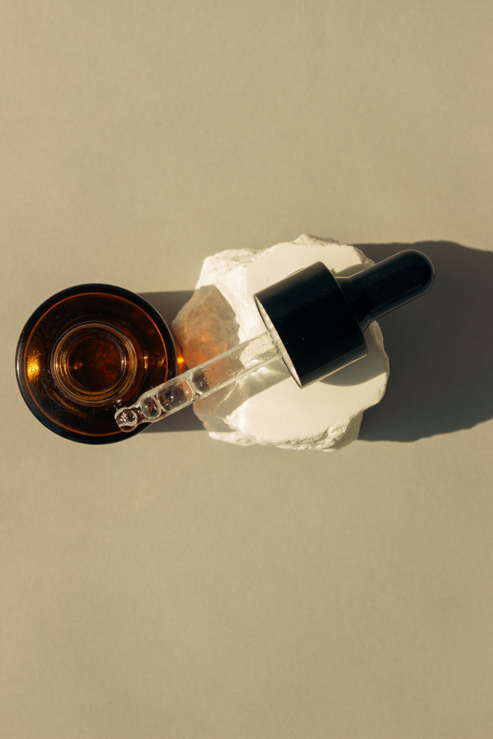 <strong>Niacinamide</strong><br>